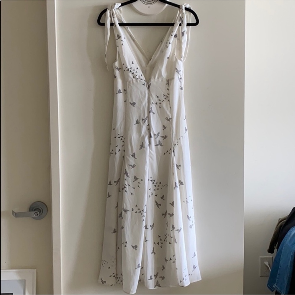 H&M White Sleeveless V-Neck Sundress